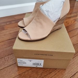 Womens lucky brand heels size 7